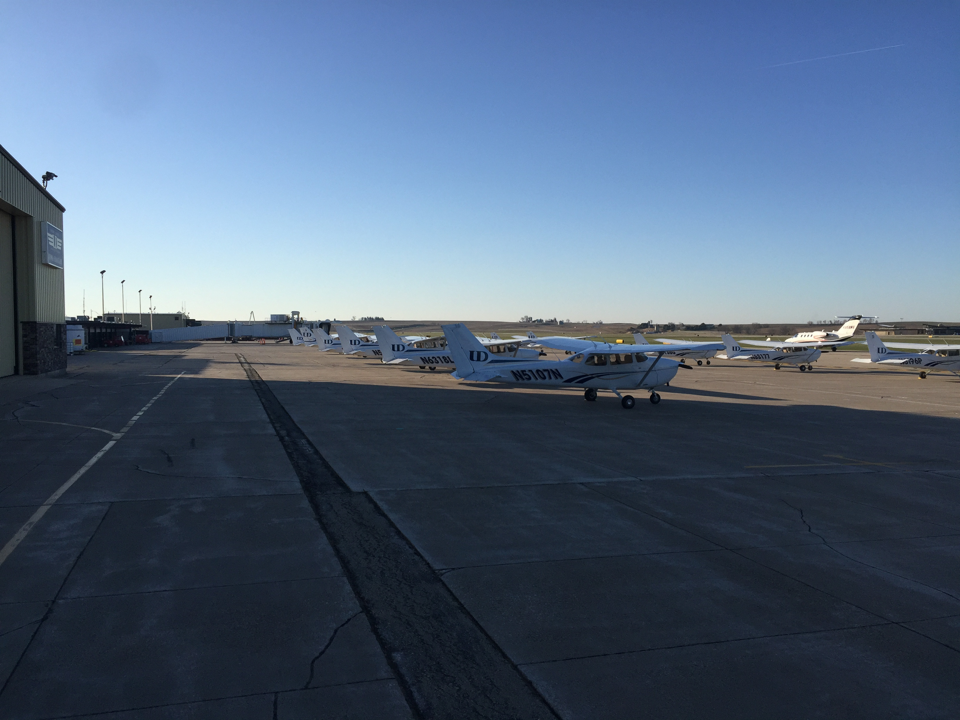 Apple iPhone 6 Plus iPhone 6 Plus back camera 4.15mm f/2.2 1/1800 sec at f / 2.2 ISO 32