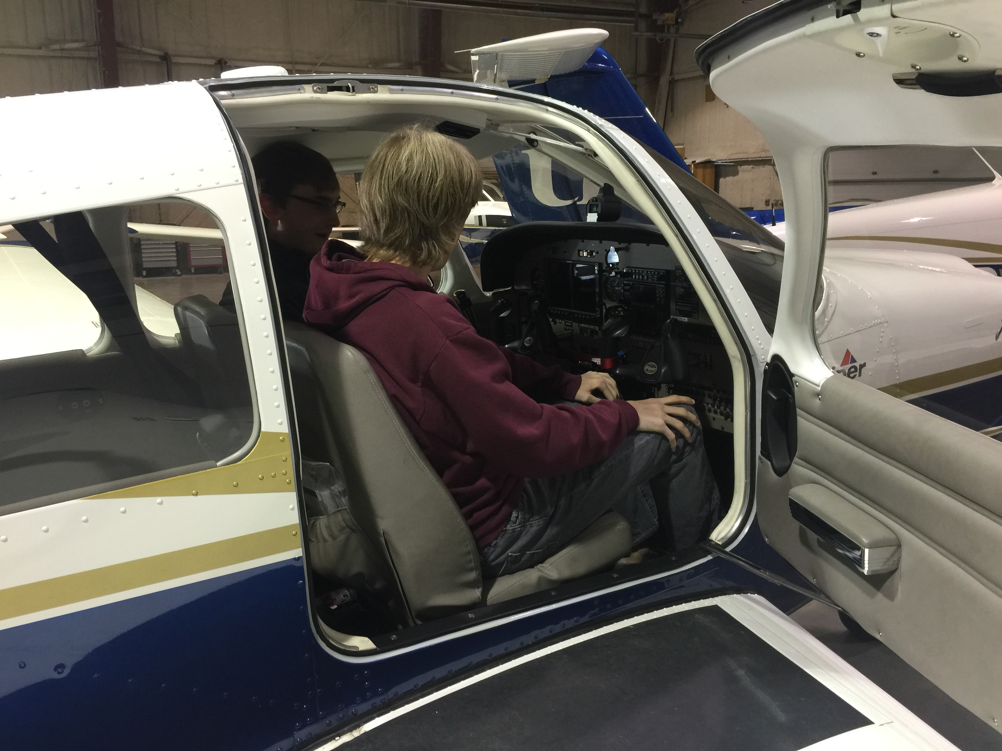 Apple iPhone 6 Plus iPhone 6 Plus back camera 4.15mm f/2.2 1/15 sec at f / 2.2 ISO 64