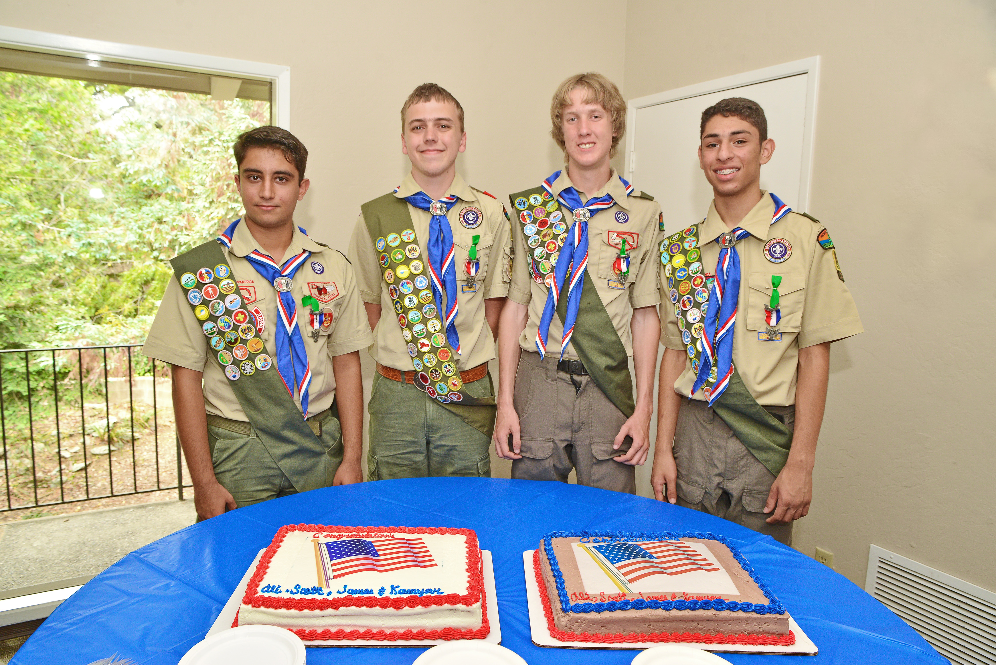 NIKON CORPORATION NIKON D600 24.0-70.0 mm f/2.8 24 mm 1/40 sec at f / 8.0 ISO 800