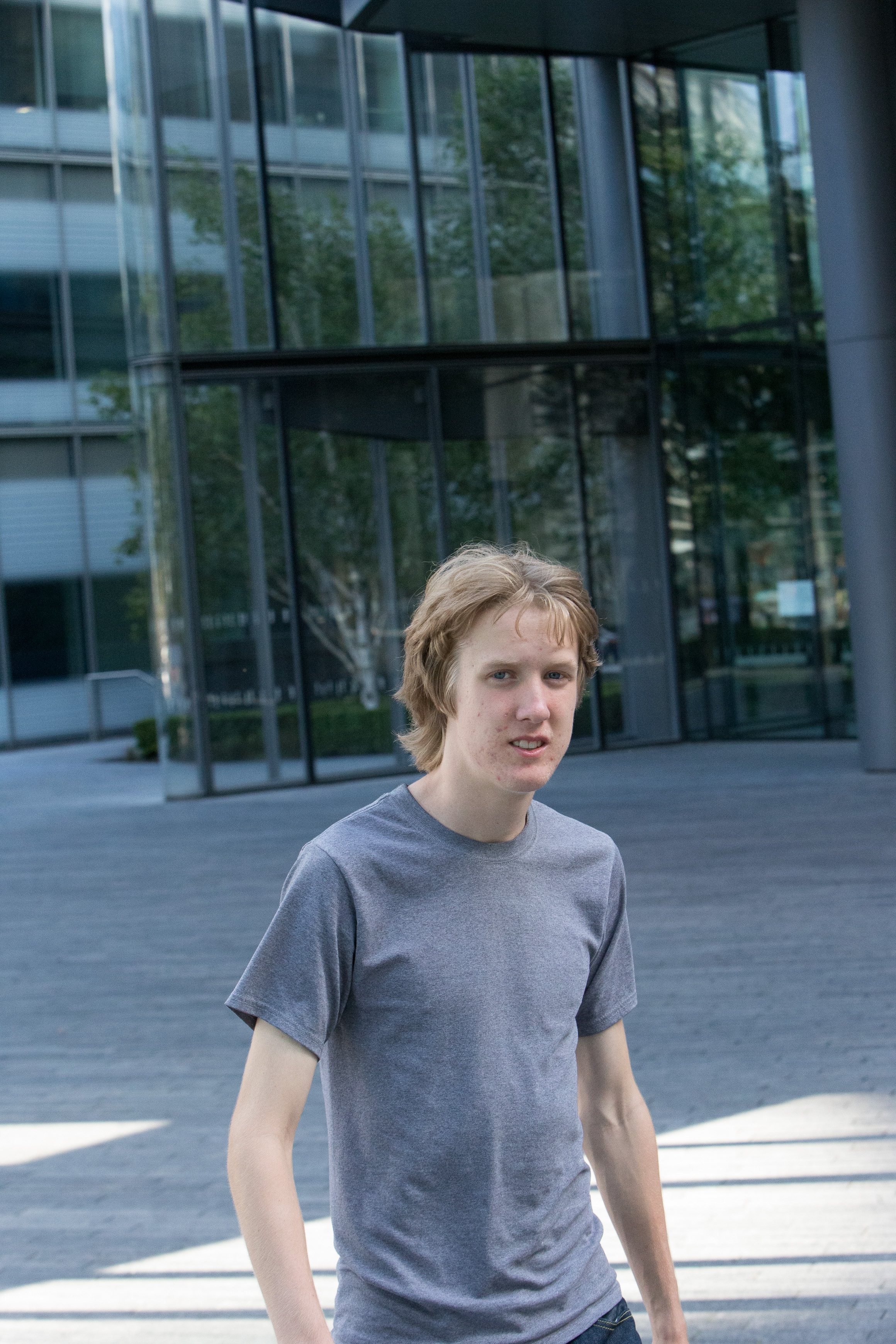 Canon Canon EOS-1D X EF70-200mm f/2.8L IS USM 70 mm 1/1000 sec at f / 8.0 ISO 6400