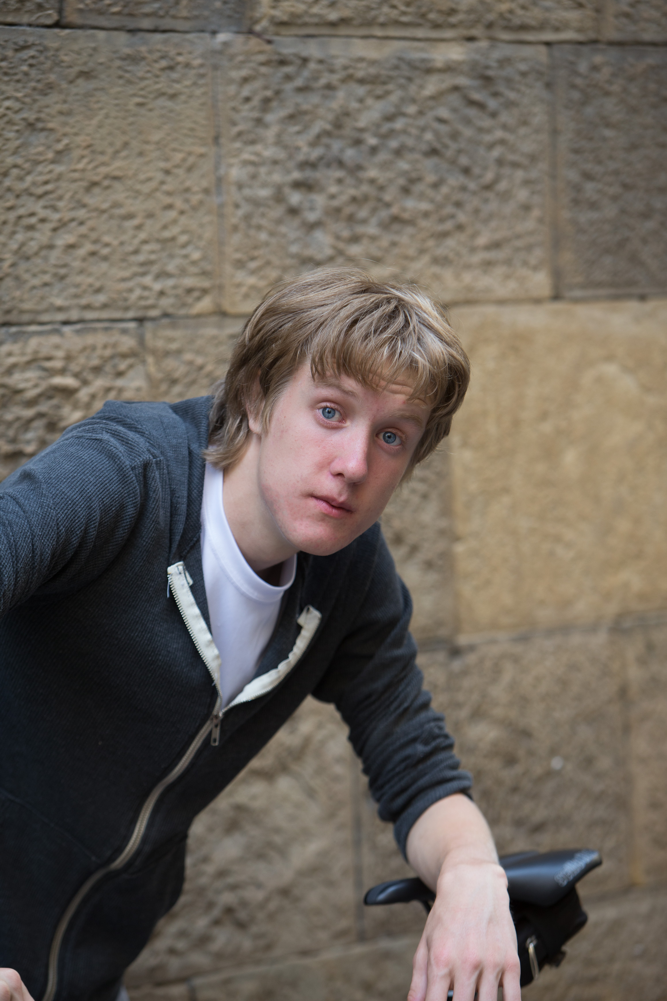 Canon Canon EOS-1D X EF70-200mm f/2.8L IS USM 140 mm 1/250 sec at f / 3.5 ISO 400