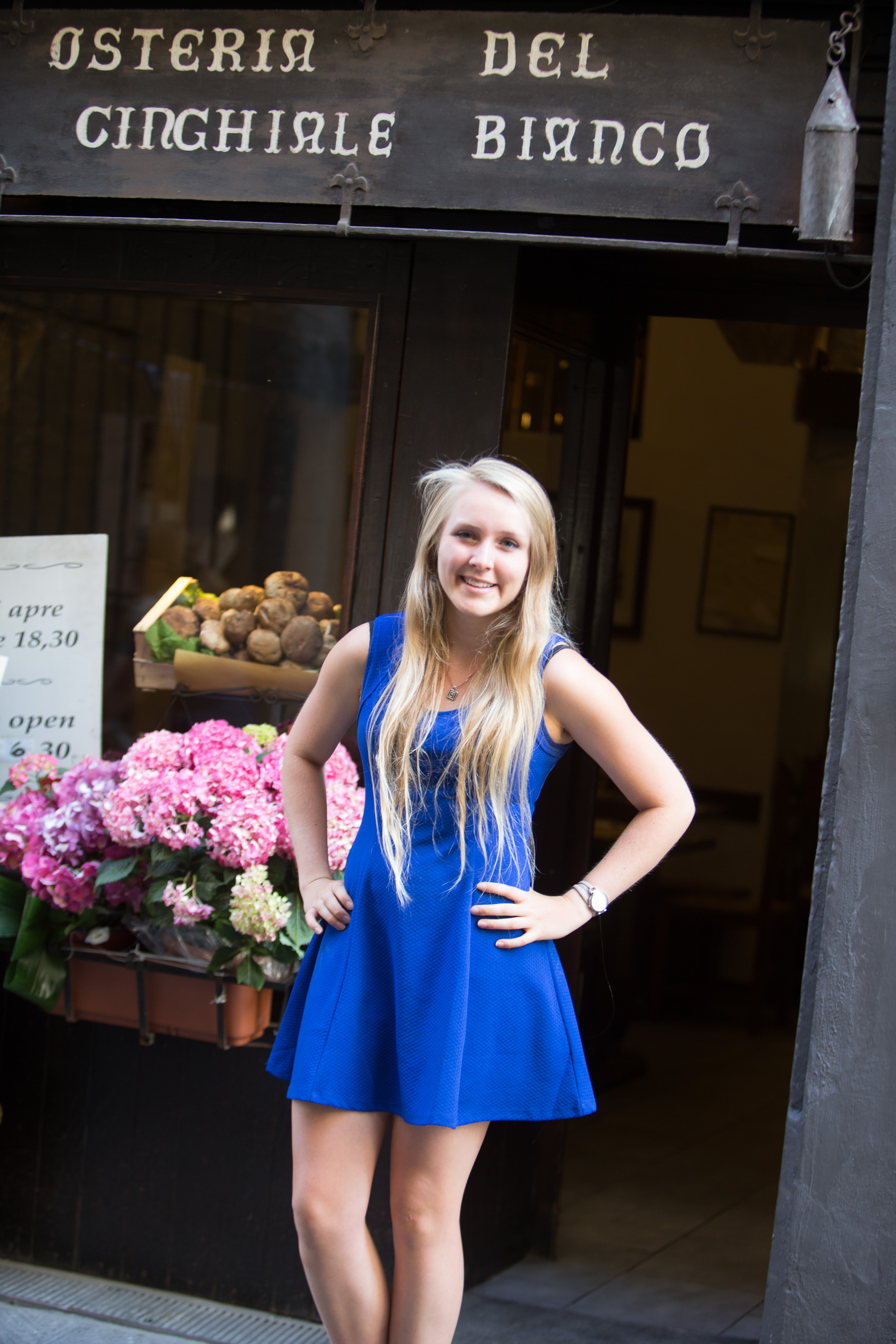 Canon Canon EOS-1D X EF70-200mm f/2.8L IS USM 70 mm 1/80 sec at f / 2.8 ISO 400