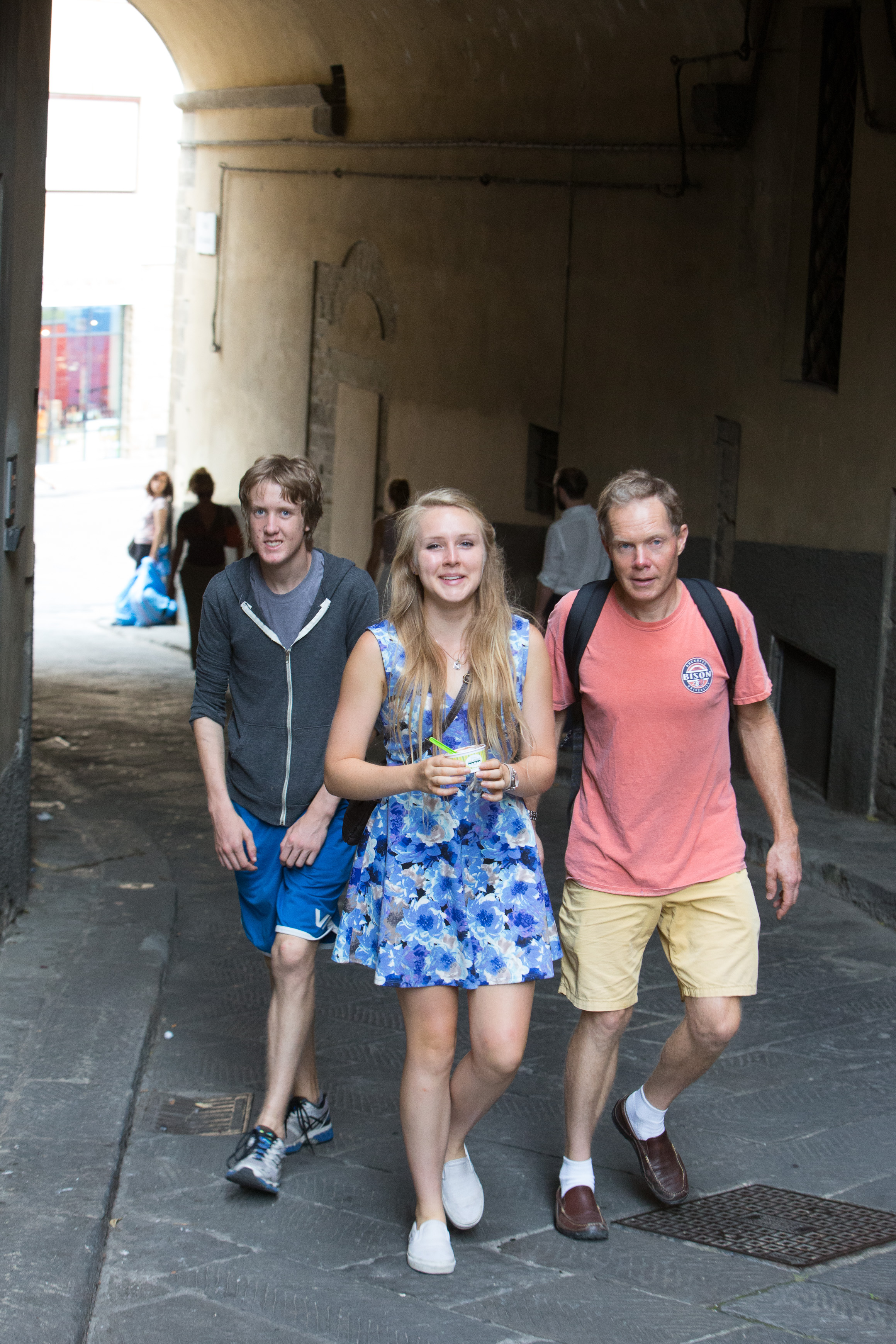 Canon Canon EOS-1D X EF70-200mm f/2.8L IS USM 75 mm 1/250 sec at f / 5.0 ISO 4000