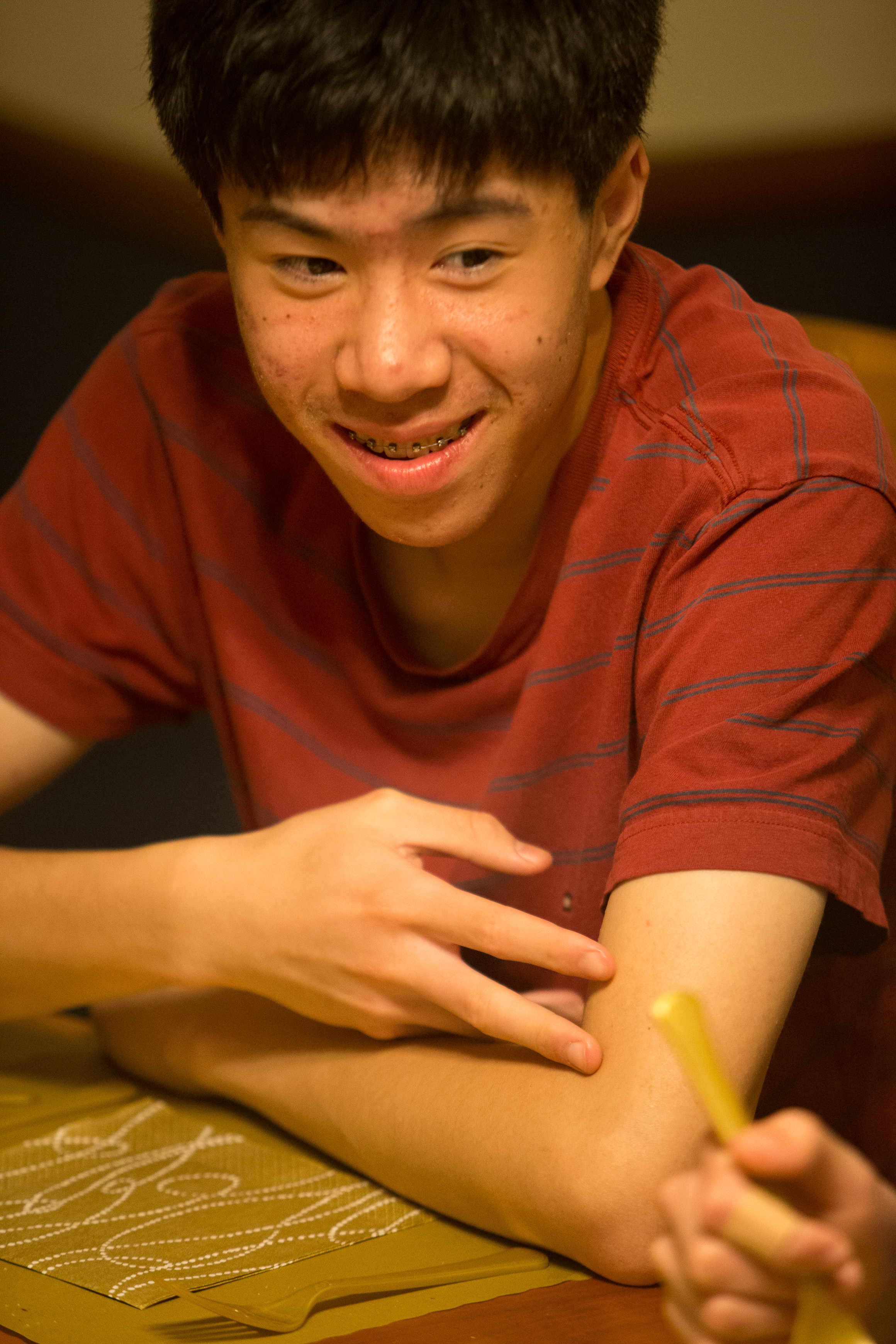 Canon Canon EOS-1D X EF70-200mm f/2.8L IS USM 200 mm 1/160 sec at f / 2.8 ISO 5000