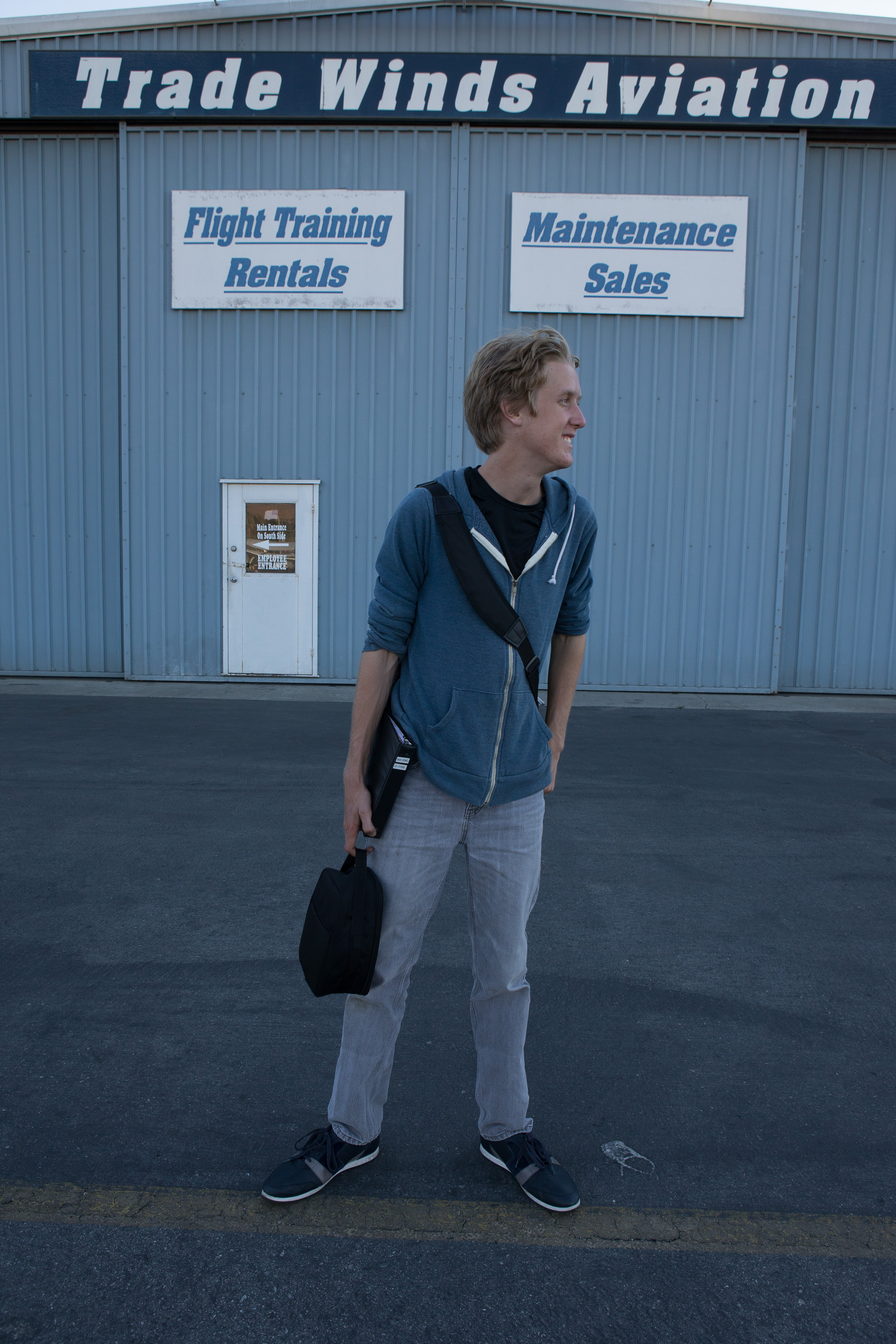 Canon Canon EOS-1D X EF24-70mm f/2.8L USM 27 mm 1/320 sec at f / 8.0 ISO 800