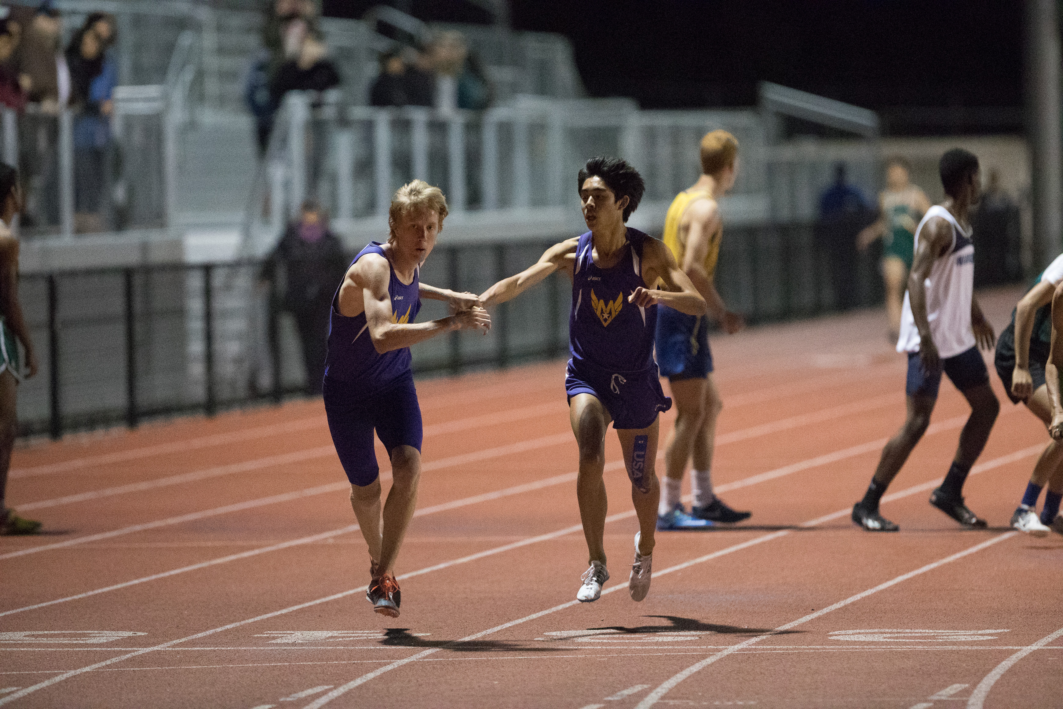 Canon Canon EOS-1D X Mark II EF300mm f/2.8L IS USM 300 mm 1/800 sec at f / 2.8 ISO 25600