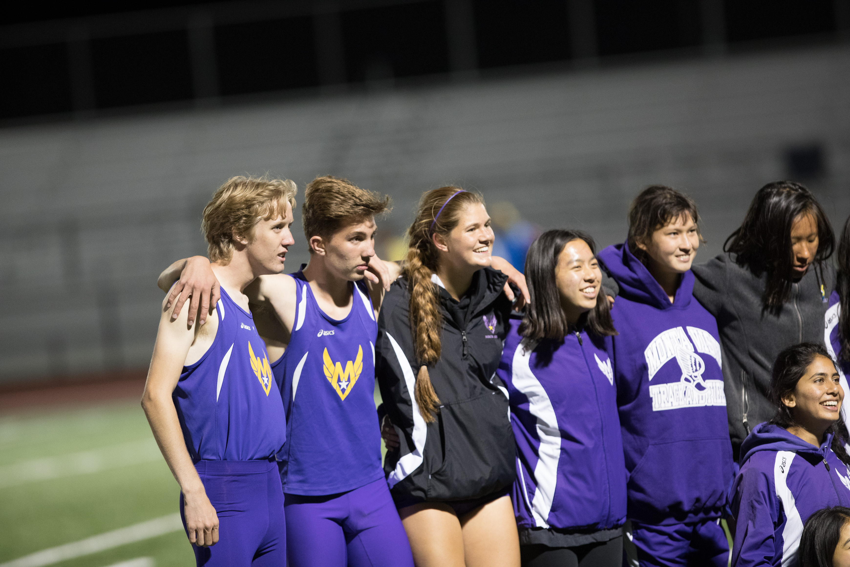 Canon Canon EOS-1D X Mark II EF300mm f/2.8L IS USM 300 mm 1/320 sec at f / 2.8 ISO 3200