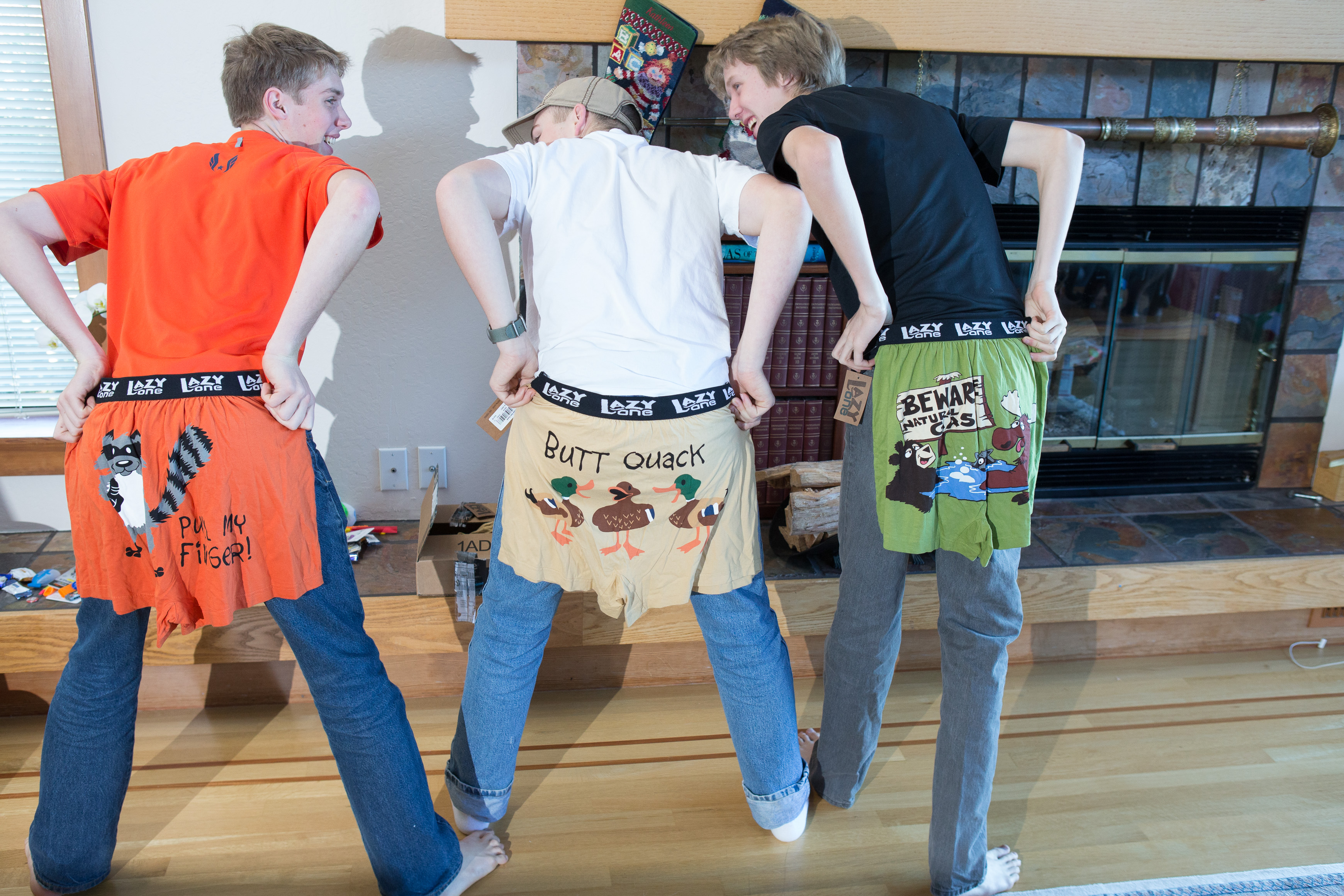 Canon Canon EOS-1D X EF24-70mm f/2.8L USM 34 mm 1/80 sec at f / 4.5 ISO 1600