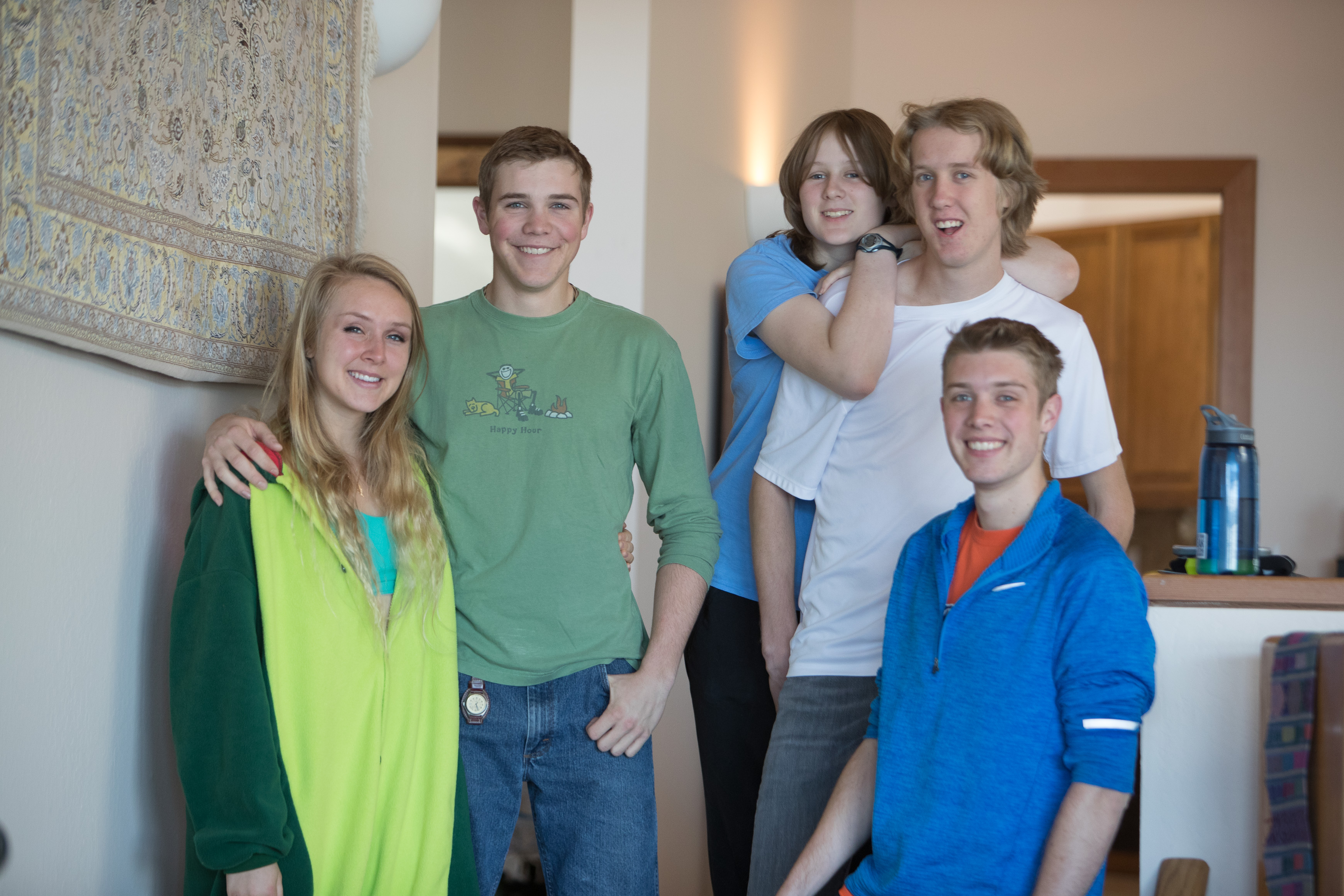 Canon Canon EOS-1D X Mark II EF70-200mm f/2.8L IS USM 130 mm 1/160 sec at f / 3.2 ISO 1000